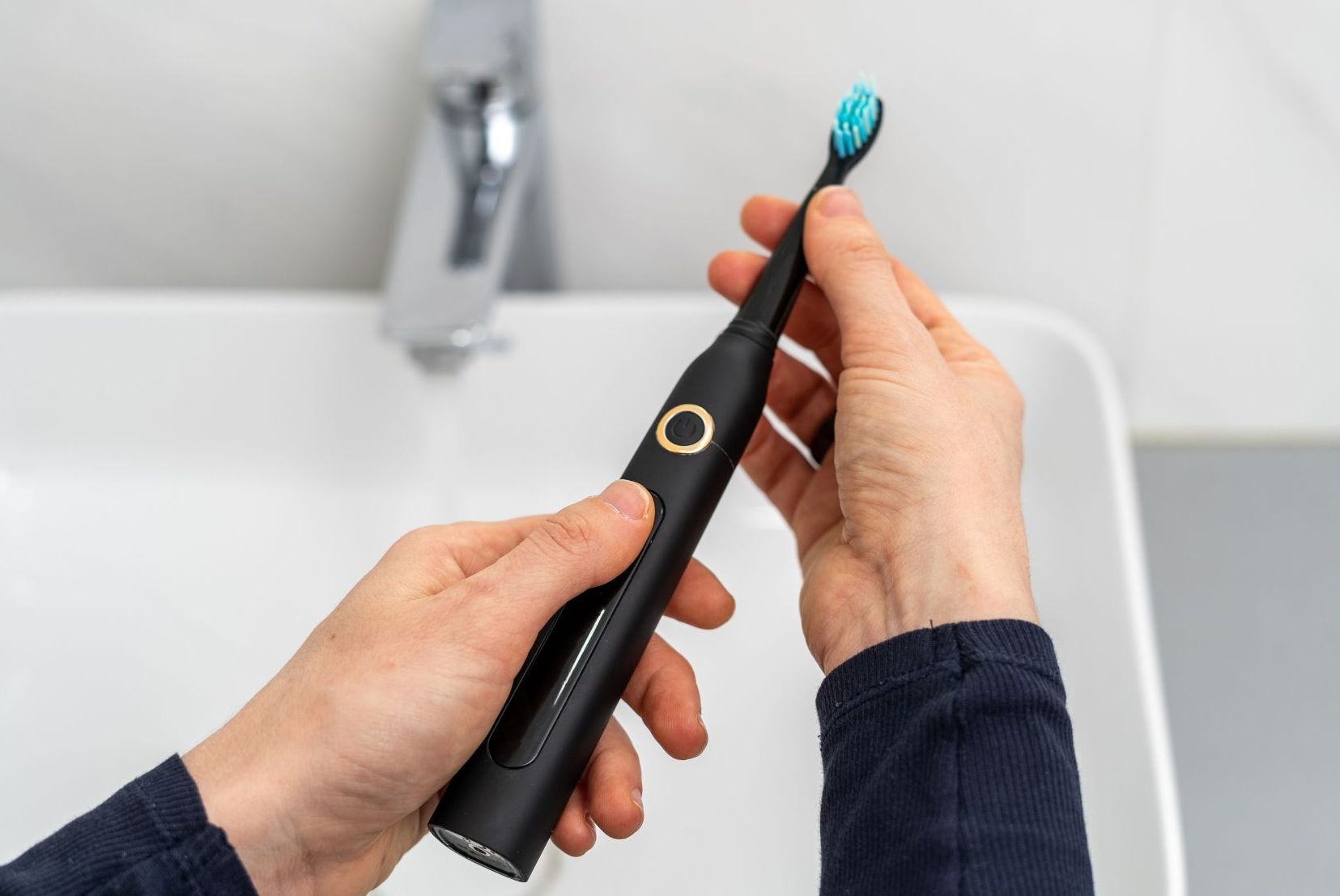 7 Best Toothbrush for Sensitive Gums Reviews in 2023 - OC Dental